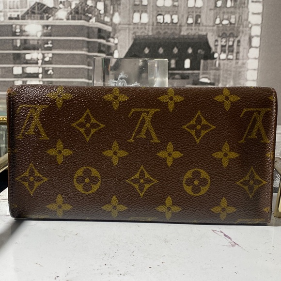Authentic Rare Vintage Louis Vuitton Monogram Sarah Wallet - Picture 6 of 16